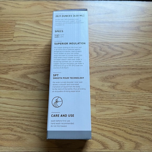 New! Water bottle - Picture 2 of 8